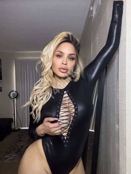 Escort Kiki Yuen Long