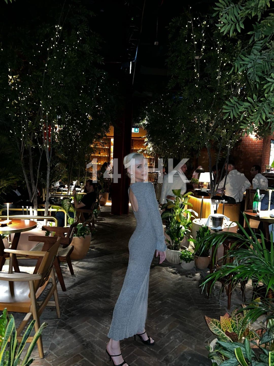 蓉蓉 — Wan Chai 141HK portrait 3