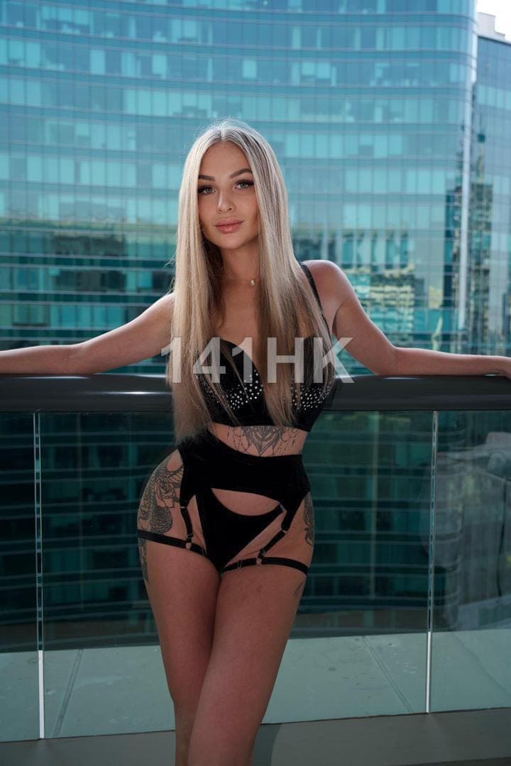 美琪 — Mong Kok 141HK portrait 1