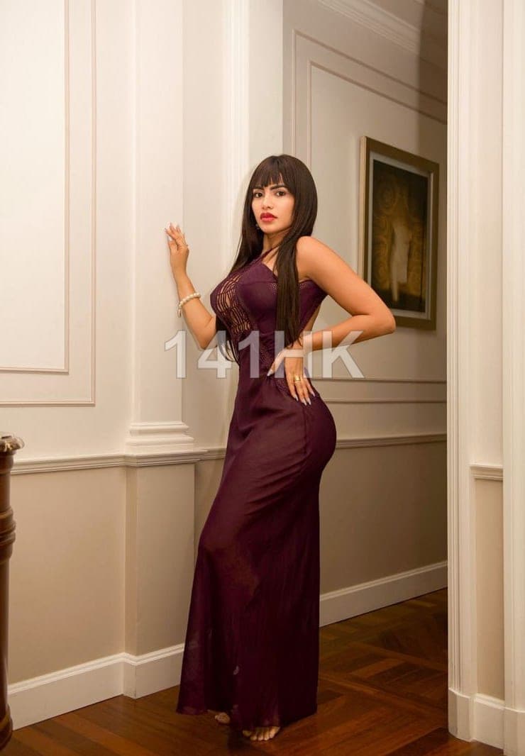 Tina — Kowloon City 141HK portrait 3