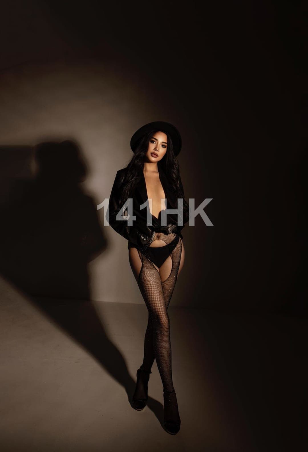 Apple — Wong Tai Sin 141HK portrait 5
