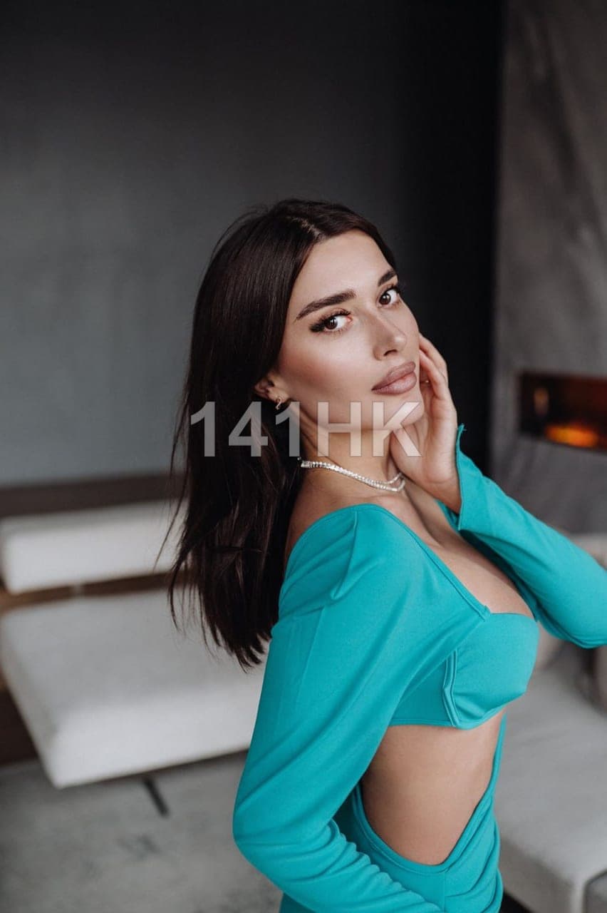 Coco — Sha Tin 141HK portrait 5