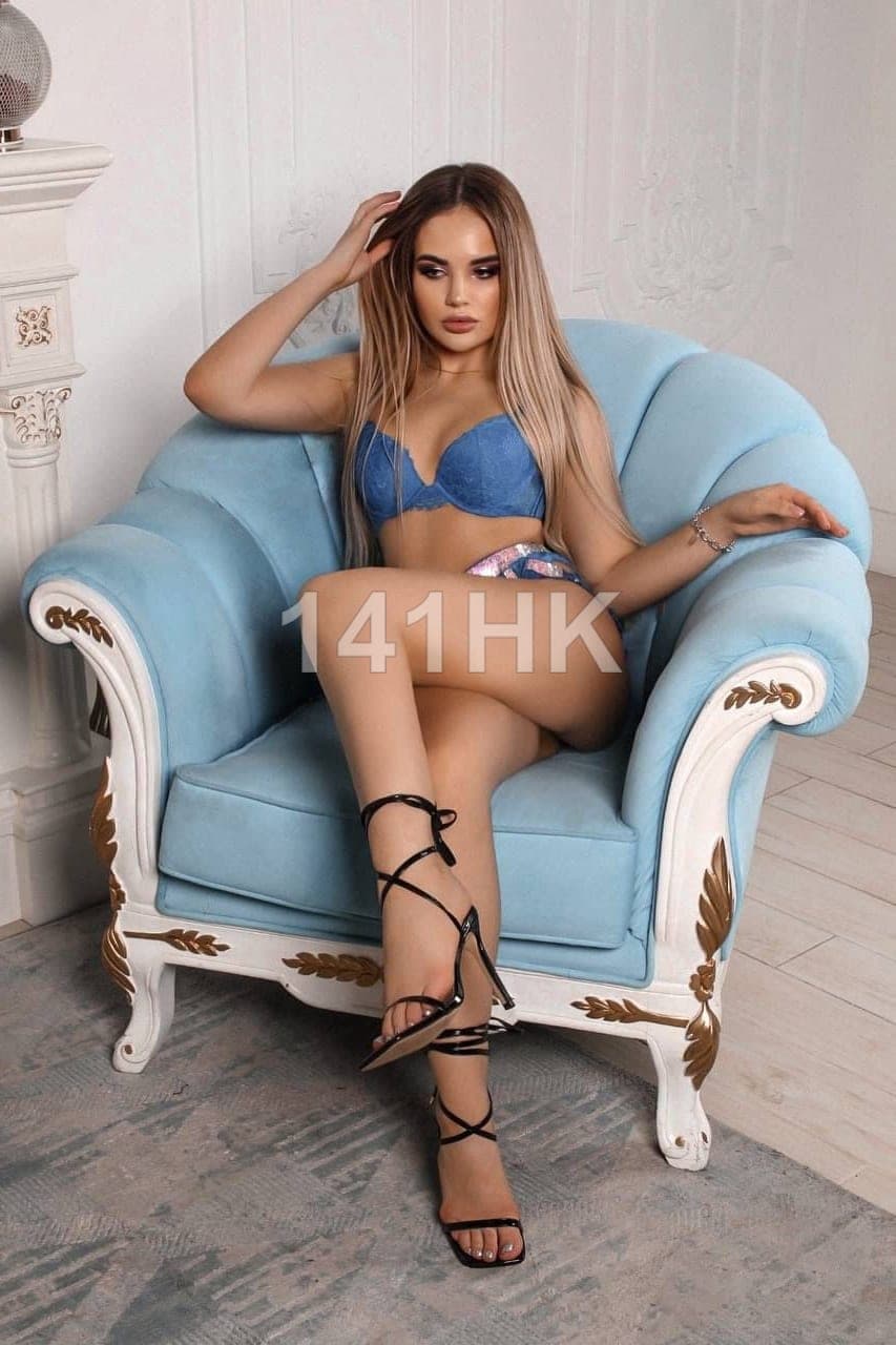 Lulu — Central 141HK portrait 2