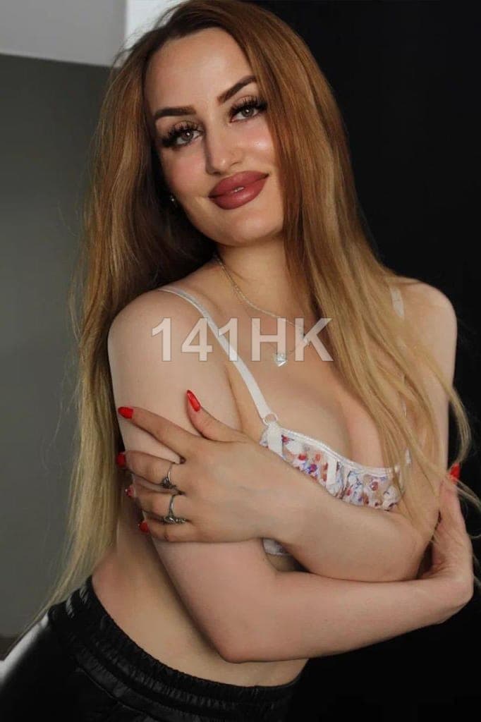 Karen — Mong Kok 141HK portrait 6