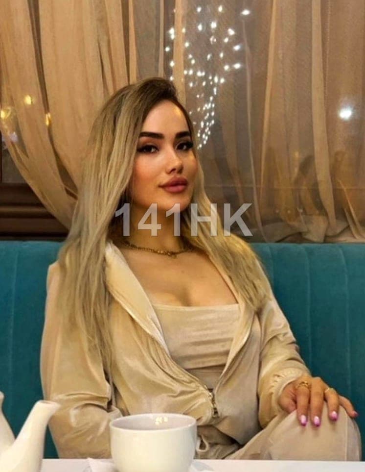Bella — Yau Tsim Mong 141HK portrait 1