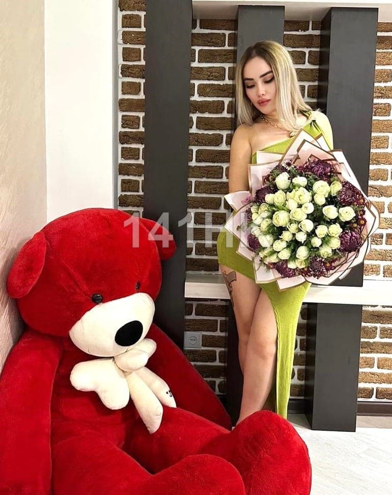 Bella — Yau Tsim Mong 141HK portrait 5