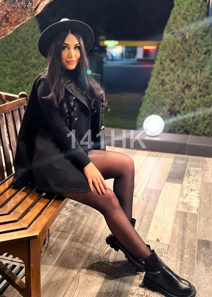 Stella — Wong Tai Sin 141HK portrait 5