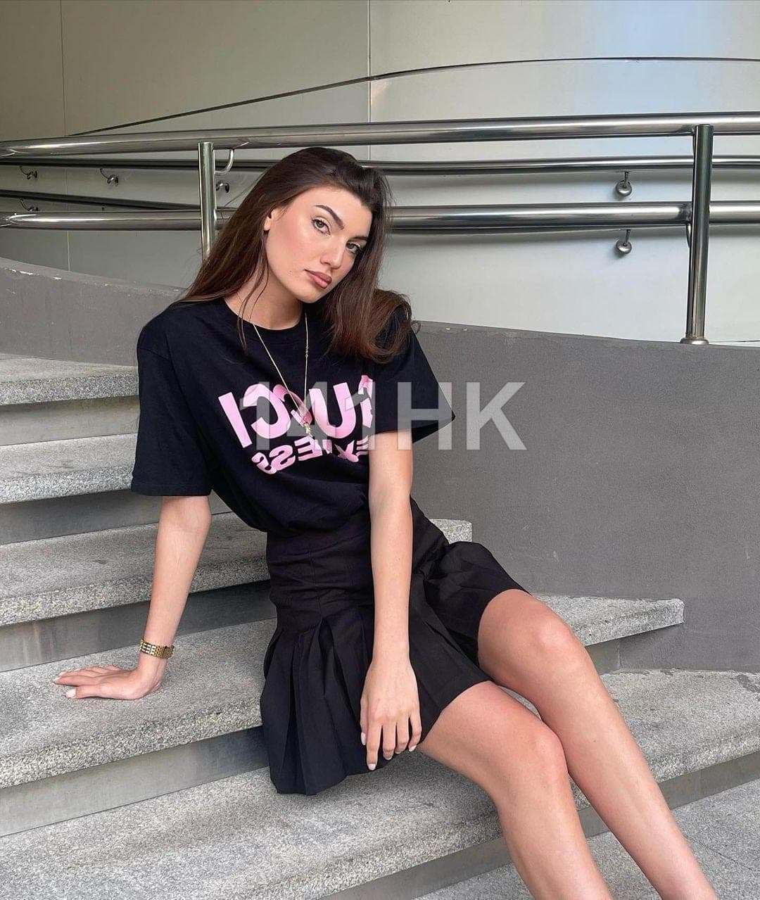 Sara — Tsim Sha Tsui 141HK portrait 2