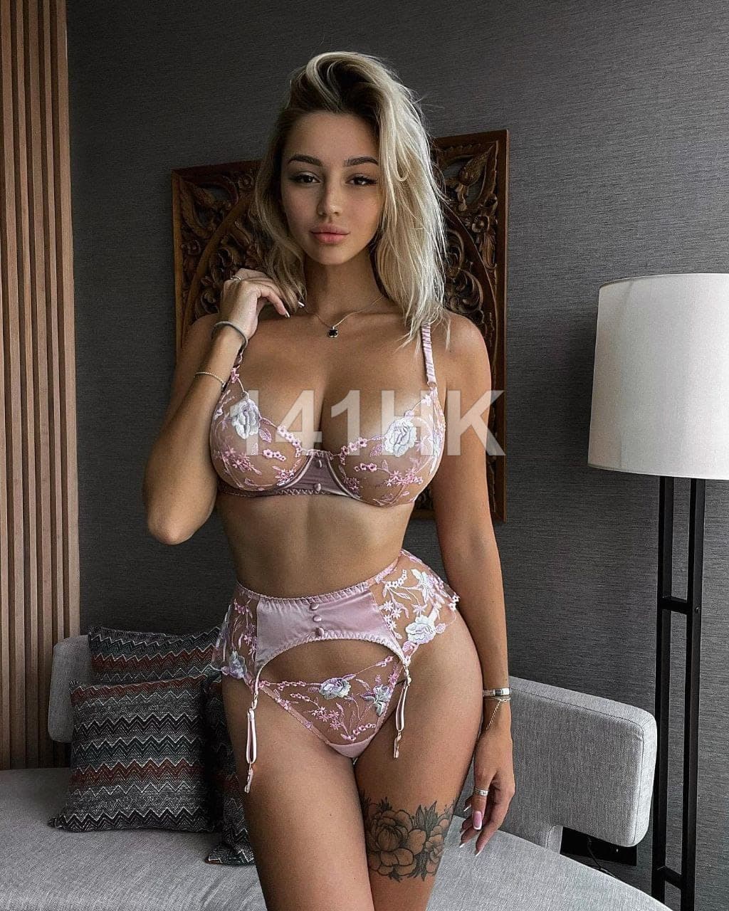Ruby — Tsim Sha Tsui 141HK portrait 4
