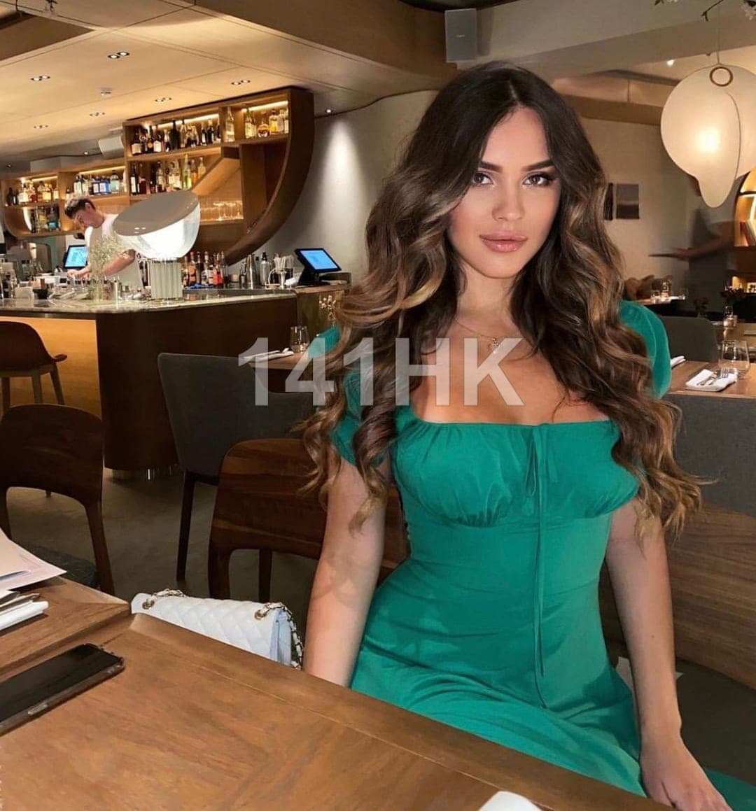 Bella — Sha Tin 141HK portrait 5