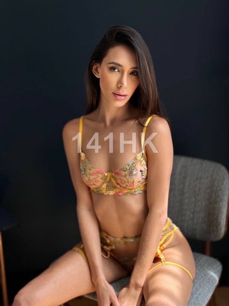 Sasa — Wong Tai Sin 141HK portrait 4