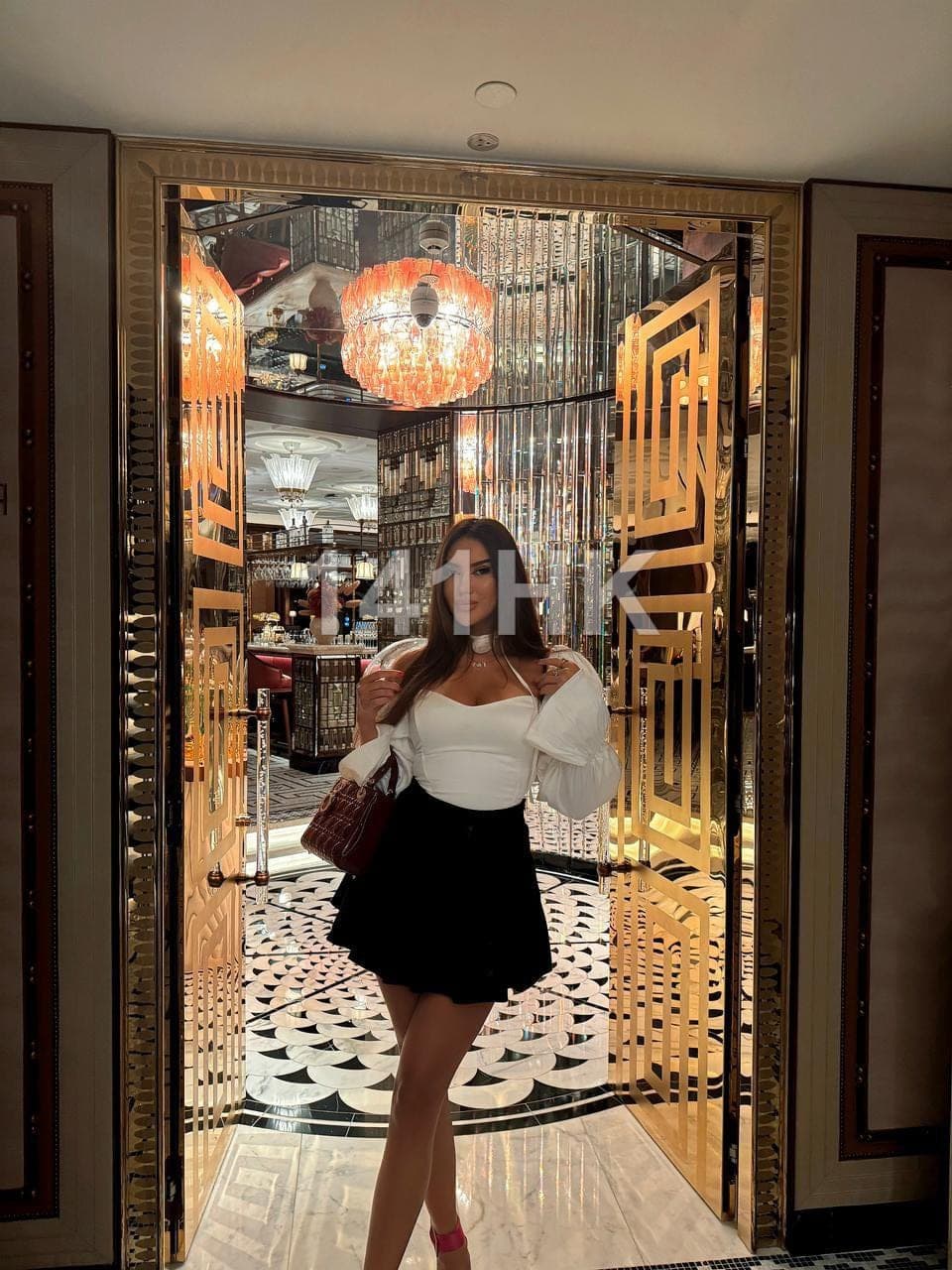 Momo — Tsim Sha Tsui 141HK portrait 3