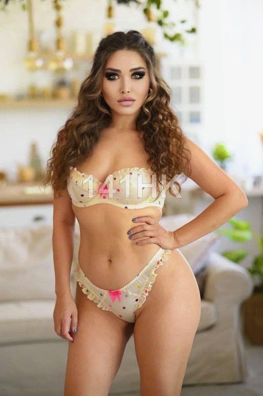 Yui — Sham Shui Po 141HK portrait 3