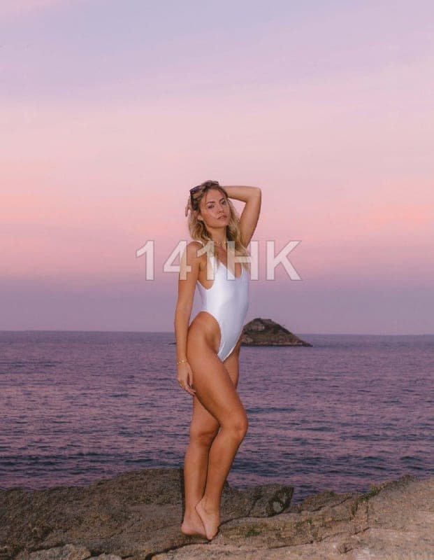 Crystal — Tai Po 141HK portrait 8