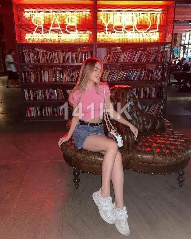 Mimi — Tsim Sha Tsui 141HK portrait 5