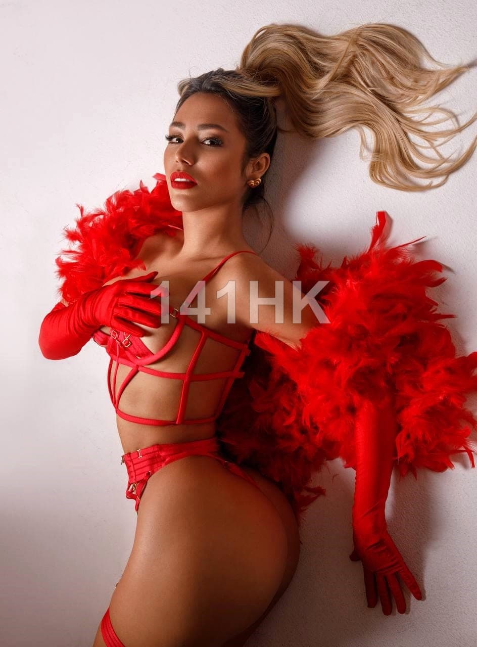 Nikki — North 141HK portrait 5