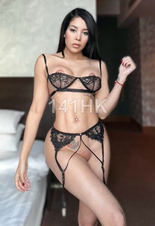 嘉欣 — Central 141HK portrait 6
