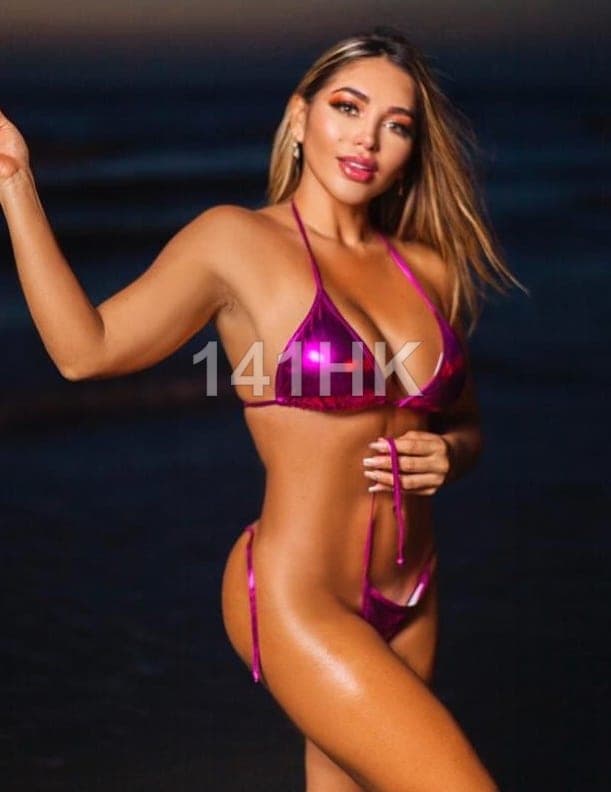 Lulu — Sha Tin 141HK portrait 4