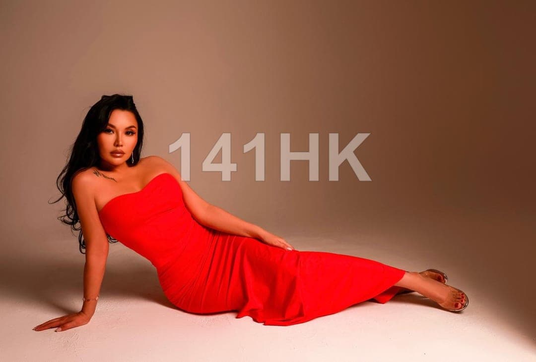 Vicky — Wan Chai 141HK portrait 5