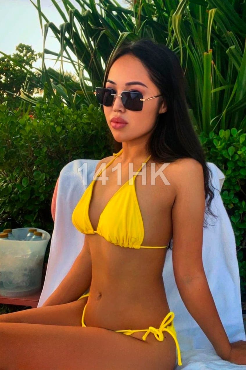 美寶 — Central 141HK portrait 2