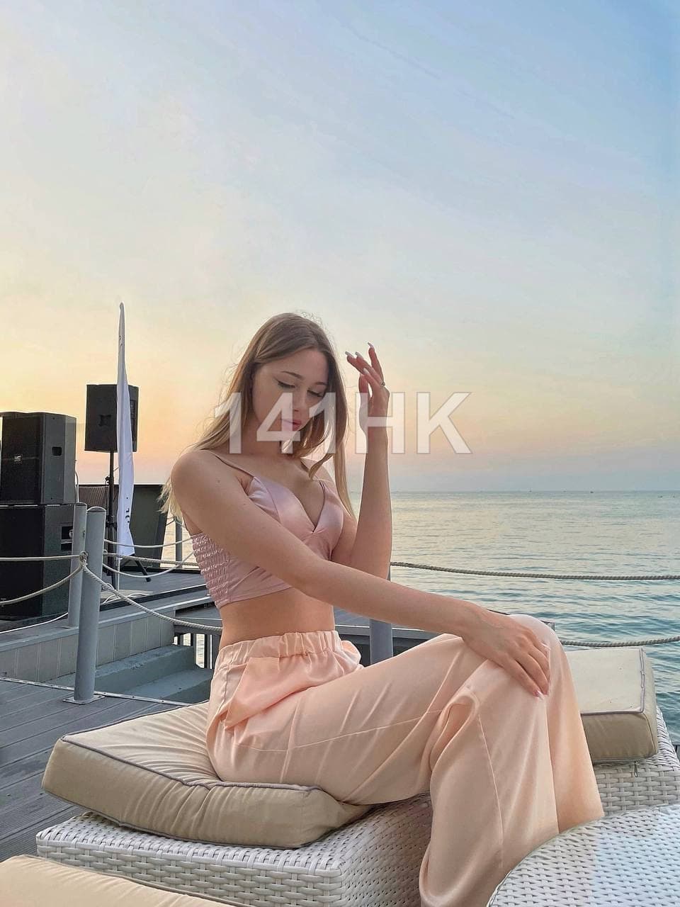 Rose — Wan Chai 141HK portrait 5