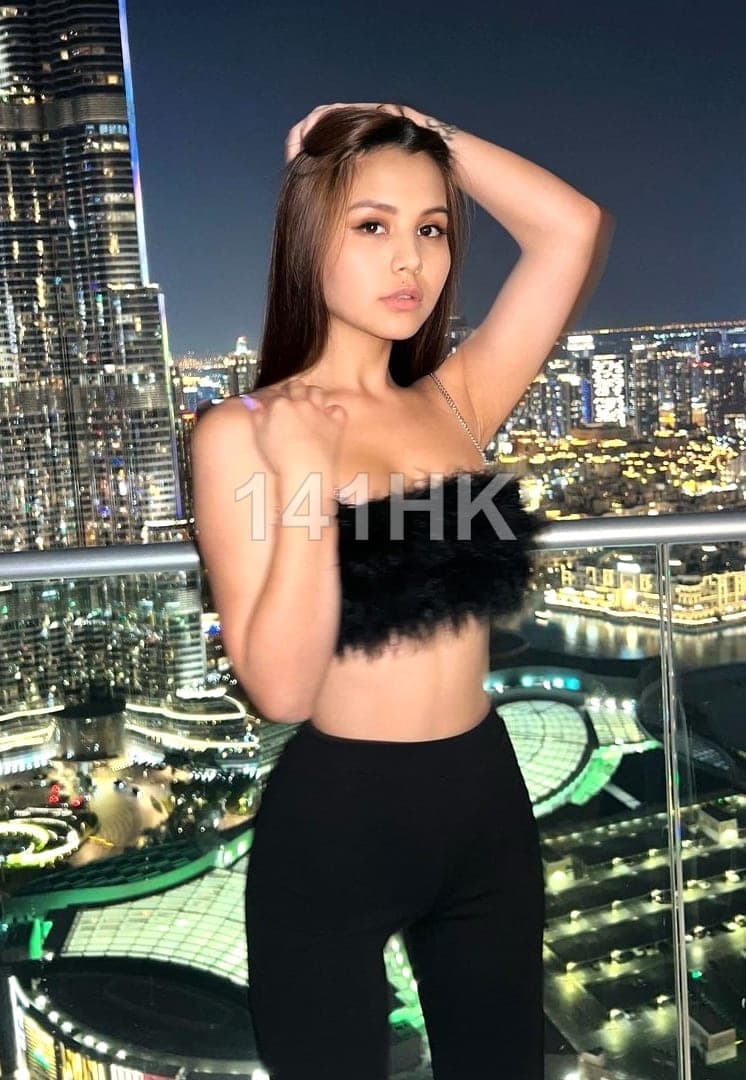 靜雯 — Wan Chai 141HK portrait 3