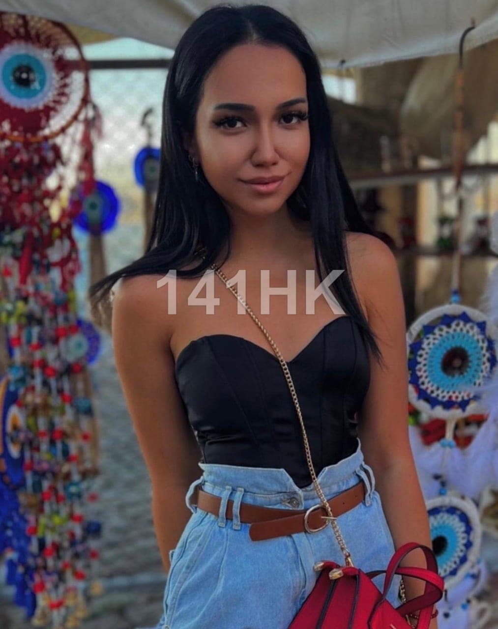 Vicky — Tsim Sha Tsui 141HK portrait 1