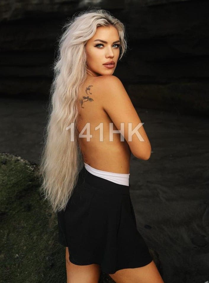 Sara — Causeway Bay 141HK portrait 5