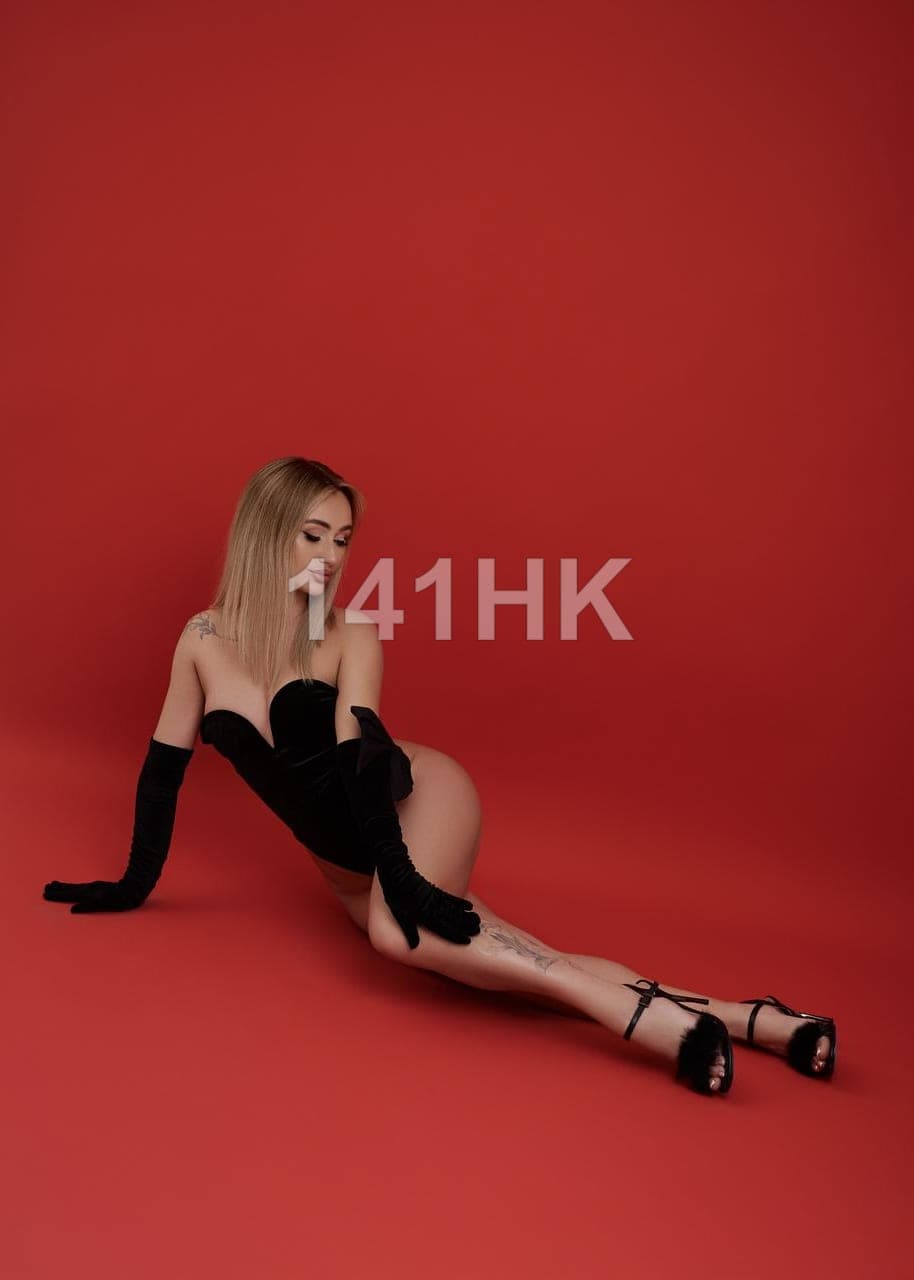 雨彤 — Yau Tsim Mong 141HK portrait 5