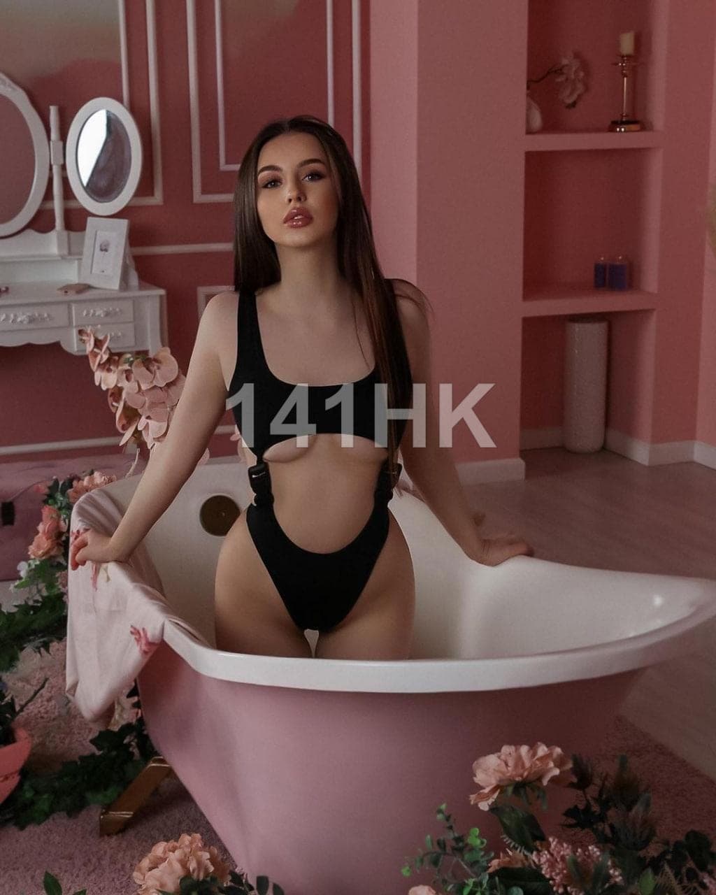 Sara — Kowloon City 141HK portrait 2