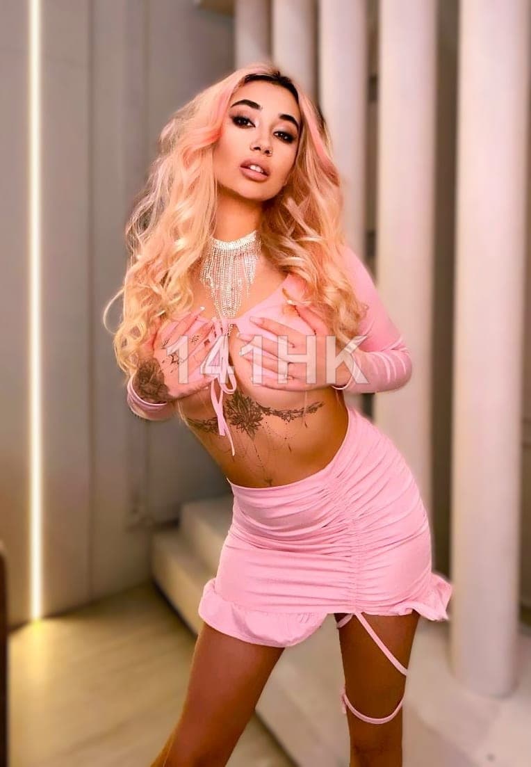 佩珊 — Tsim Sha Tsui 141HK portrait 1