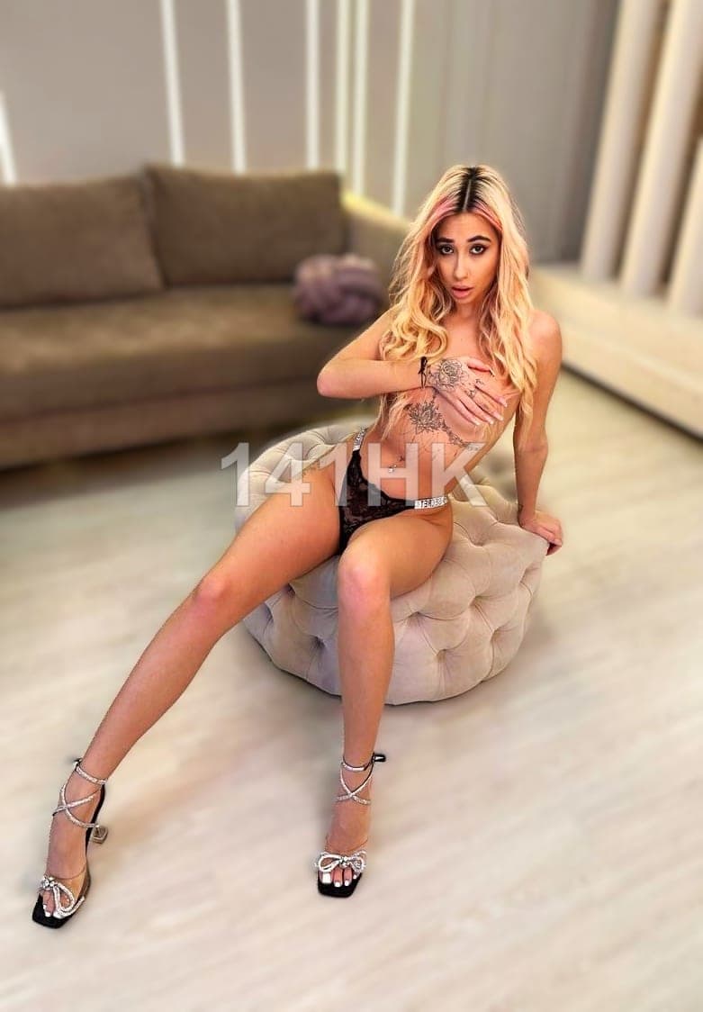 佩珊 — Tsim Sha Tsui 141HK portrait 2