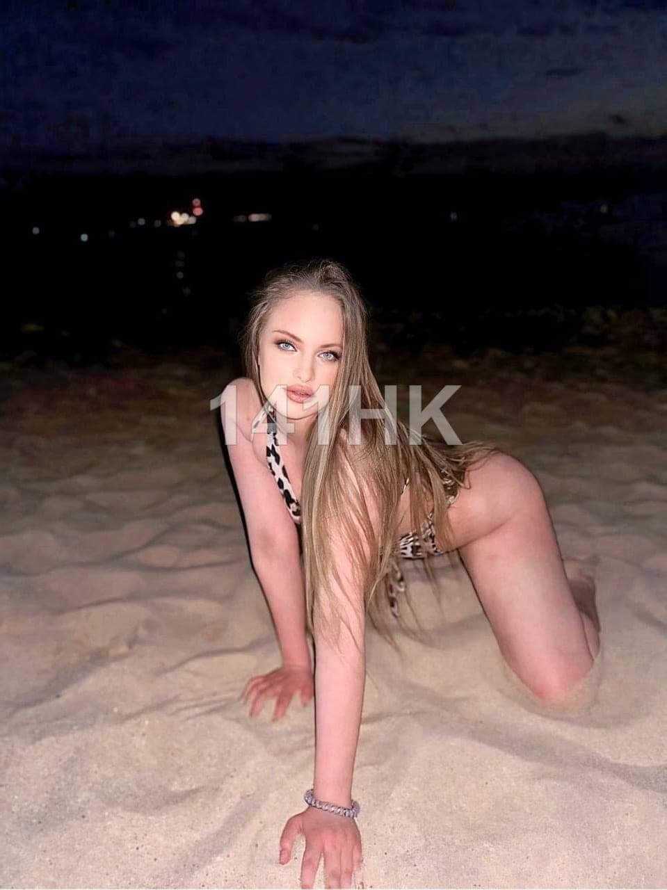 嘉欣 — Tsim Sha Tsui 141HK portrait 5