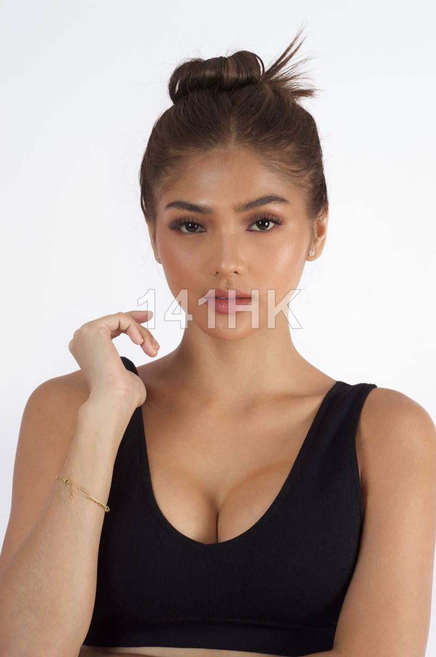 Tina — Kowloon City 141HK portrait 6