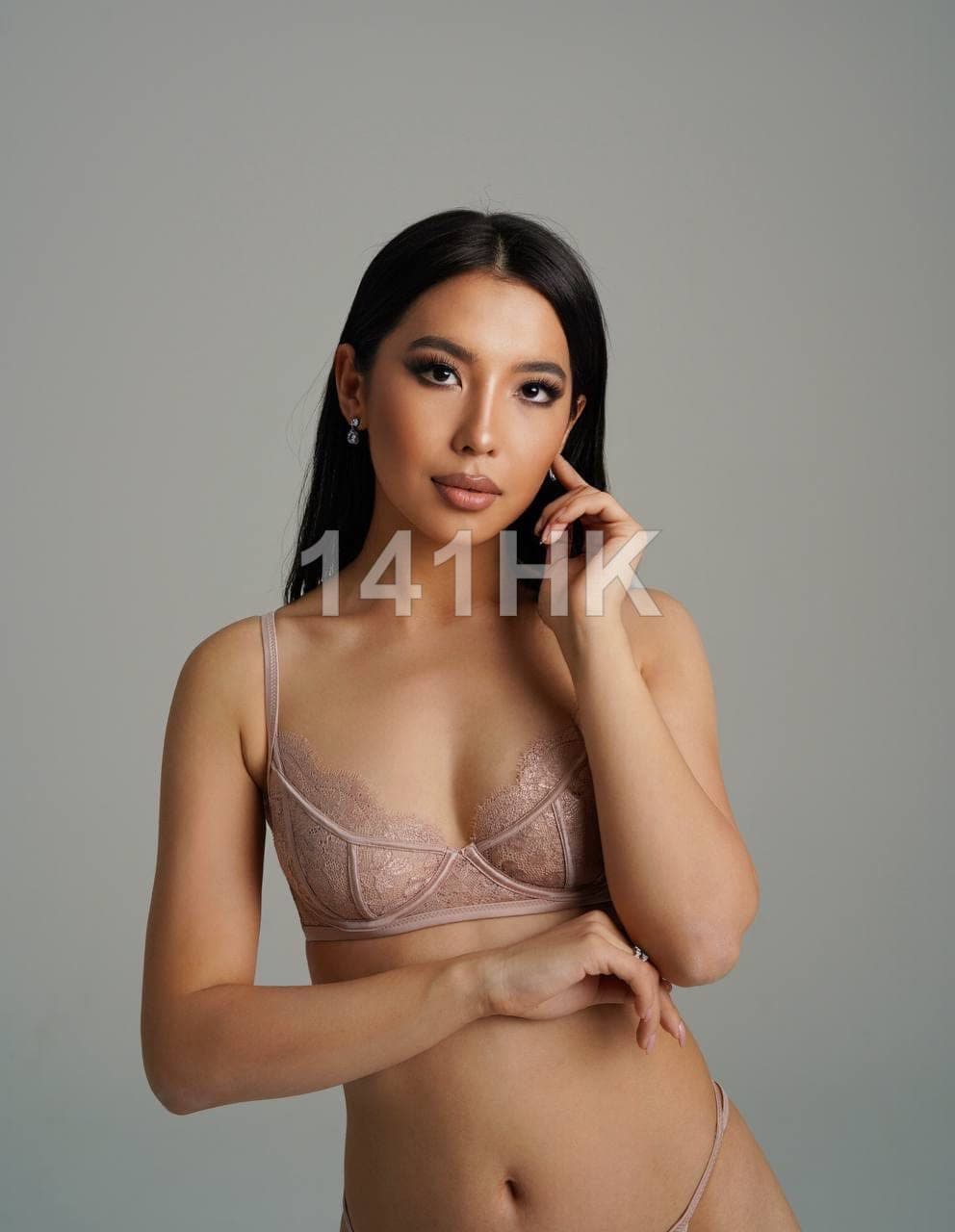Hina — Sai Kung 141HK portrait 10