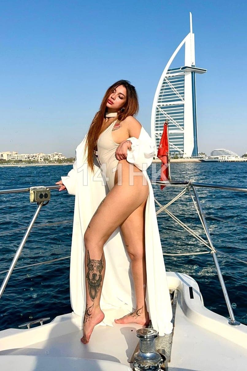 嘉欣 — Yau Tsim Mong 141HK portrait 3