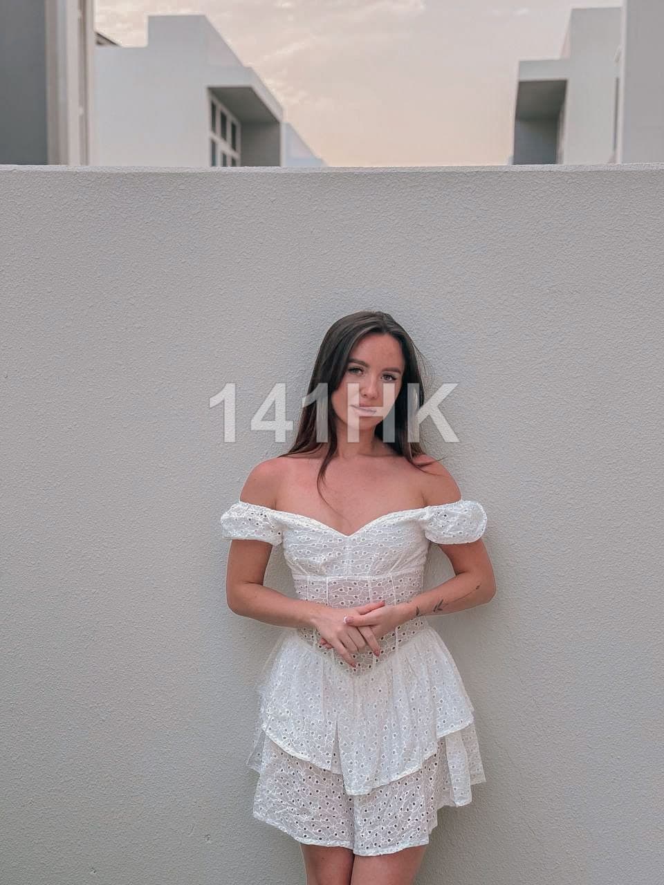 靜雯 — Tuen Mun 141HK portrait 4