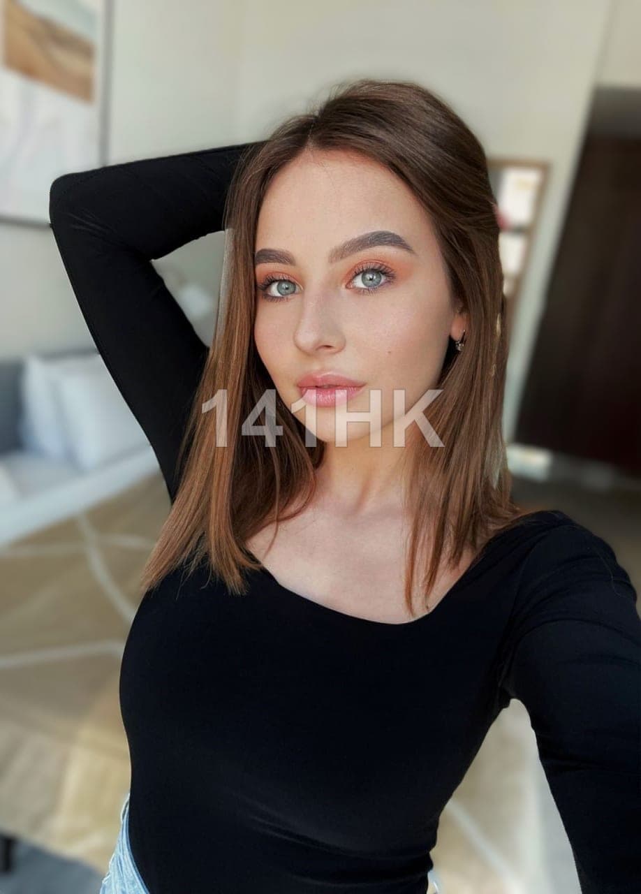 Ling — Yau Tsim Mong 141HK portrait 4