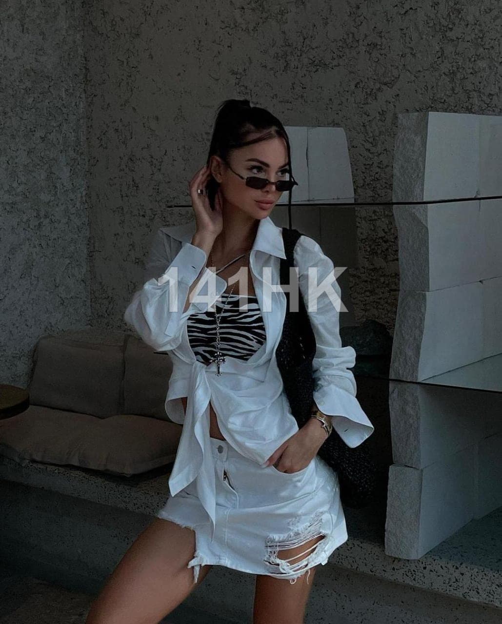 Mia — Wan Chai 141HK portrait 2