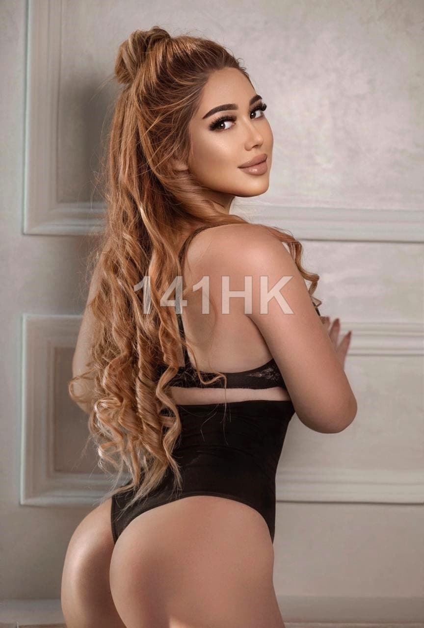 Mimi — Central 141HK portrait 1