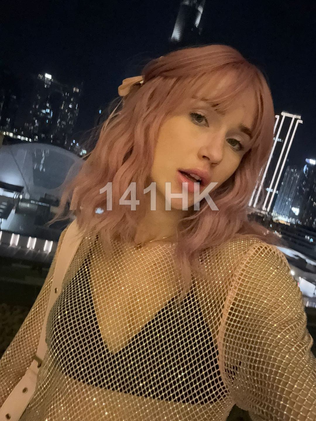 嘉雯 — Causeway Bay 141HK portrait 2