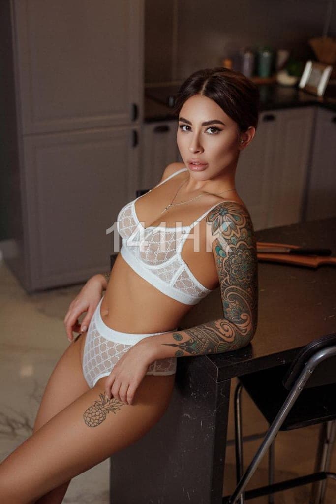 Lily — Wan Chai 141HK portrait 1