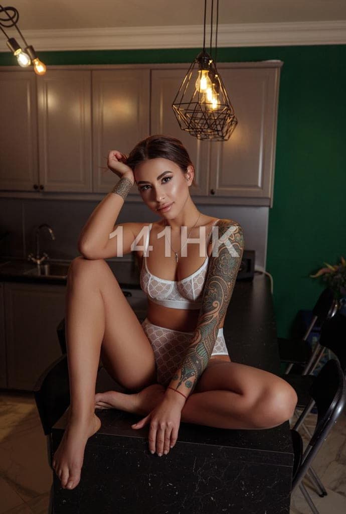 Lily — Wan Chai 141HK portrait 7