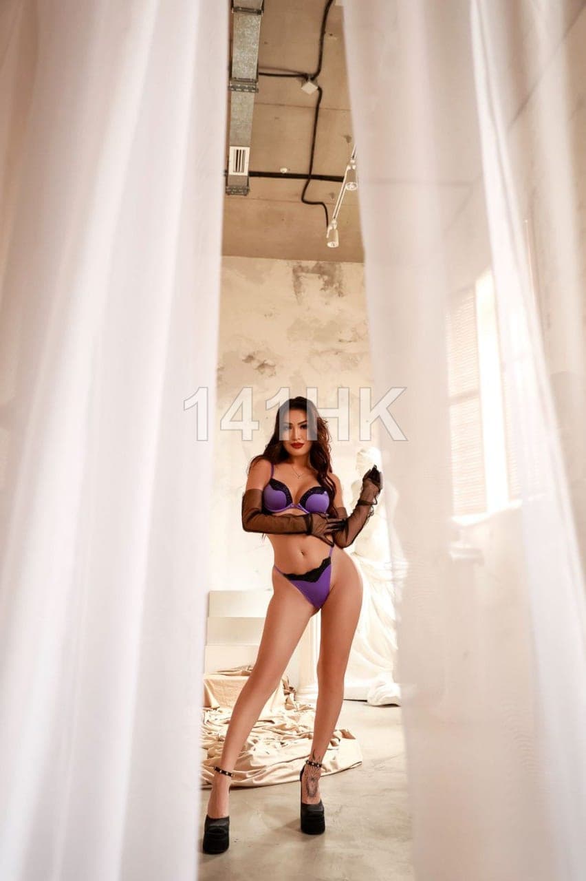 芷蕎 — Tsuen Wan 141HK portrait 6