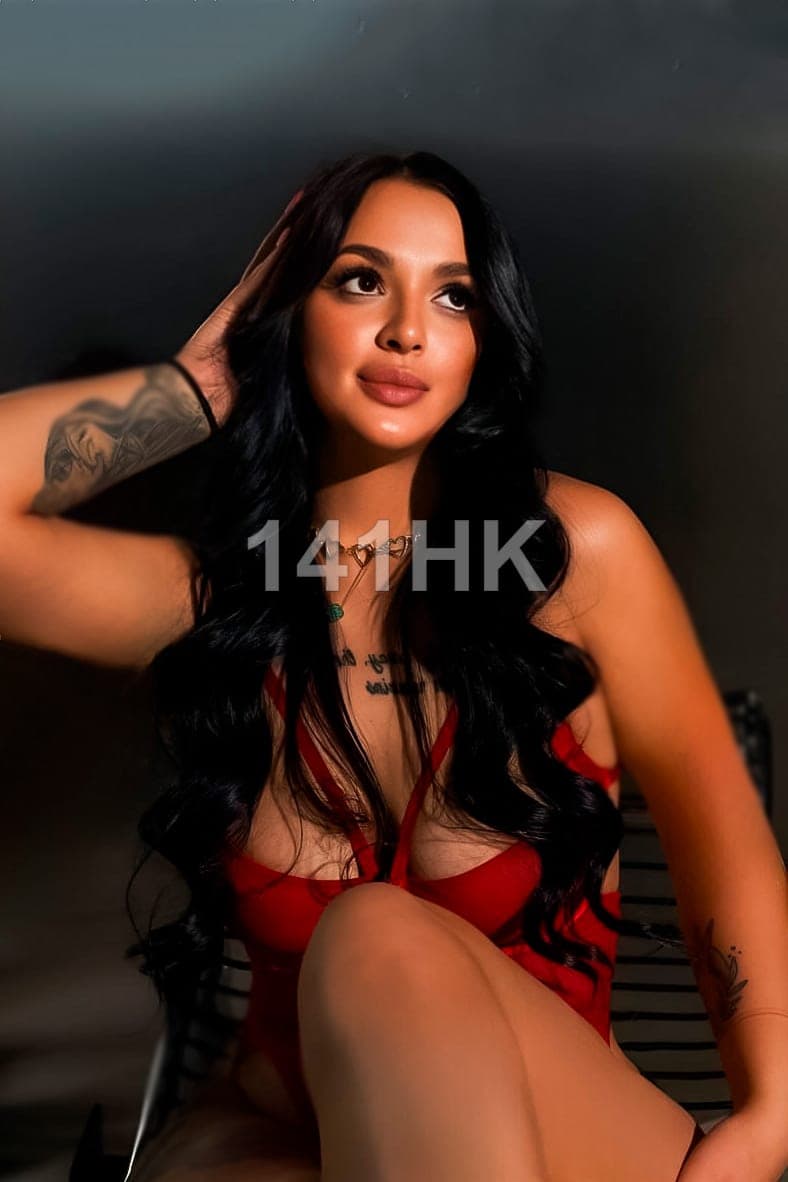 Tracy — Kwun Tong 141HK portrait 8
