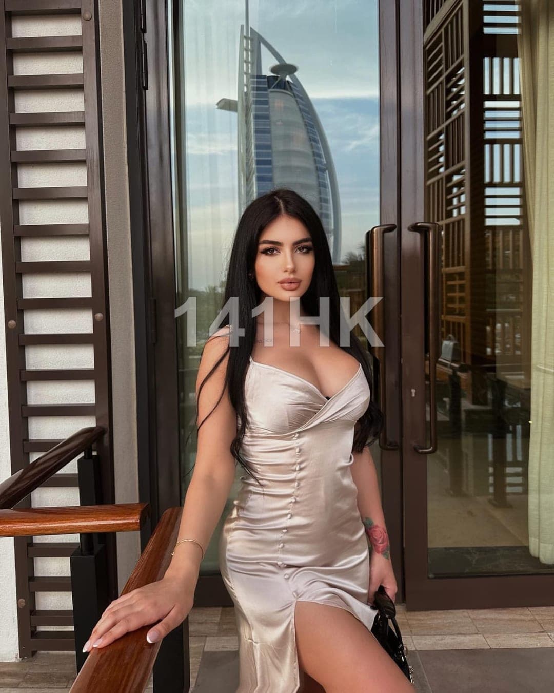 嘉雯 — Central 141HK portrait 1