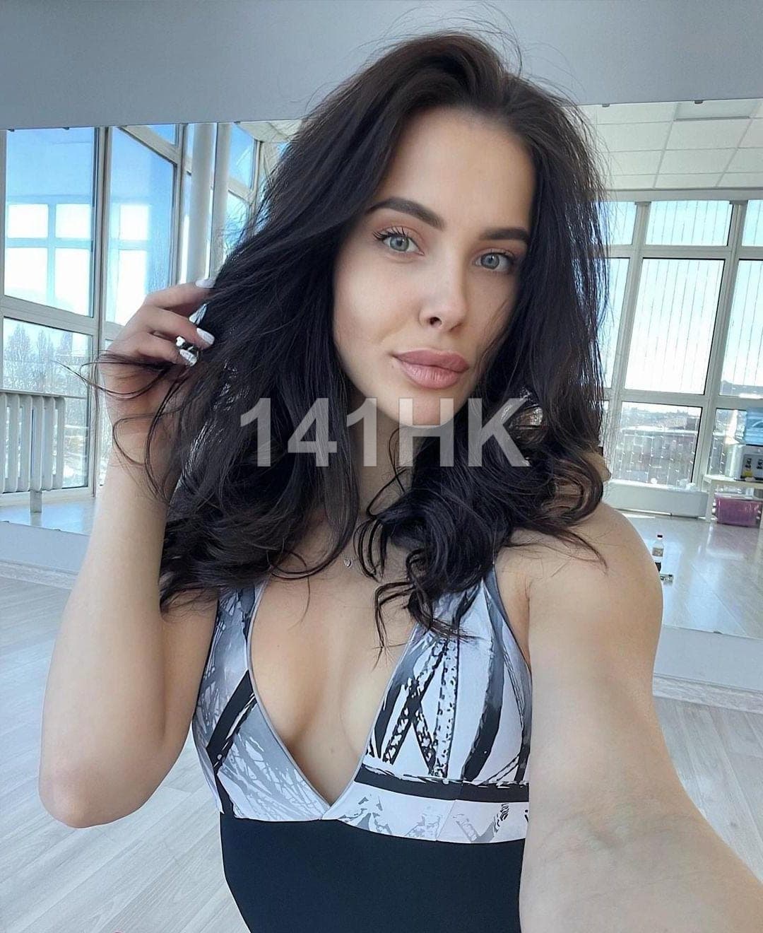 Stella — Southern 141HK portrait 1