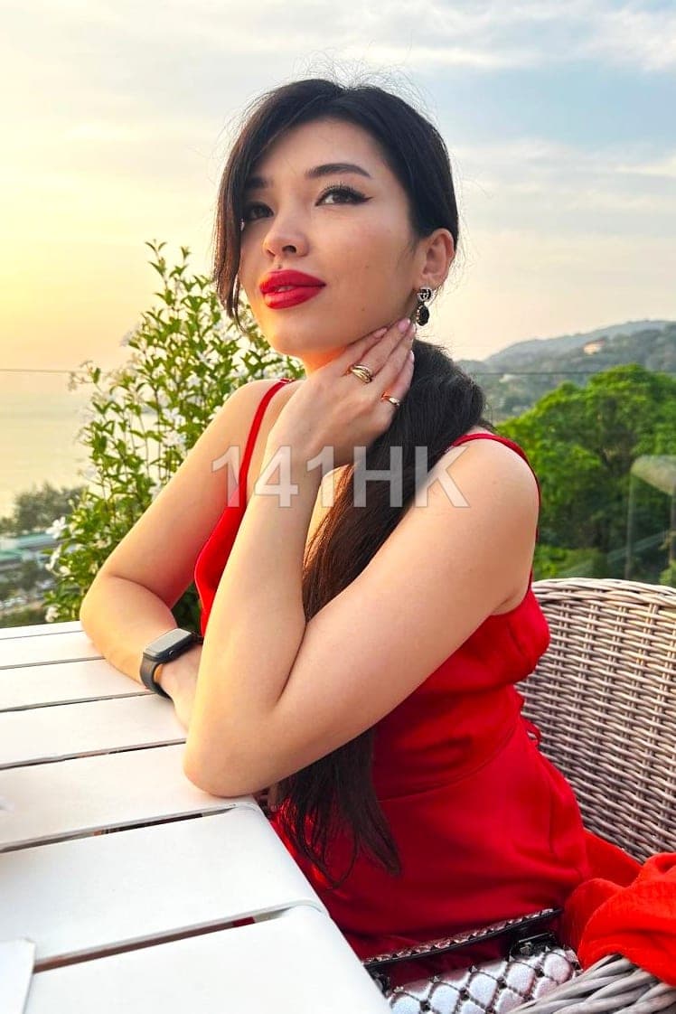 芷蕎 — Kowloon City 141HK portrait 6
