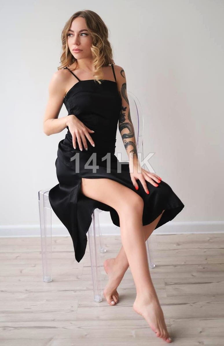 Ling — Yau Tsim Mong 141HK portrait 3