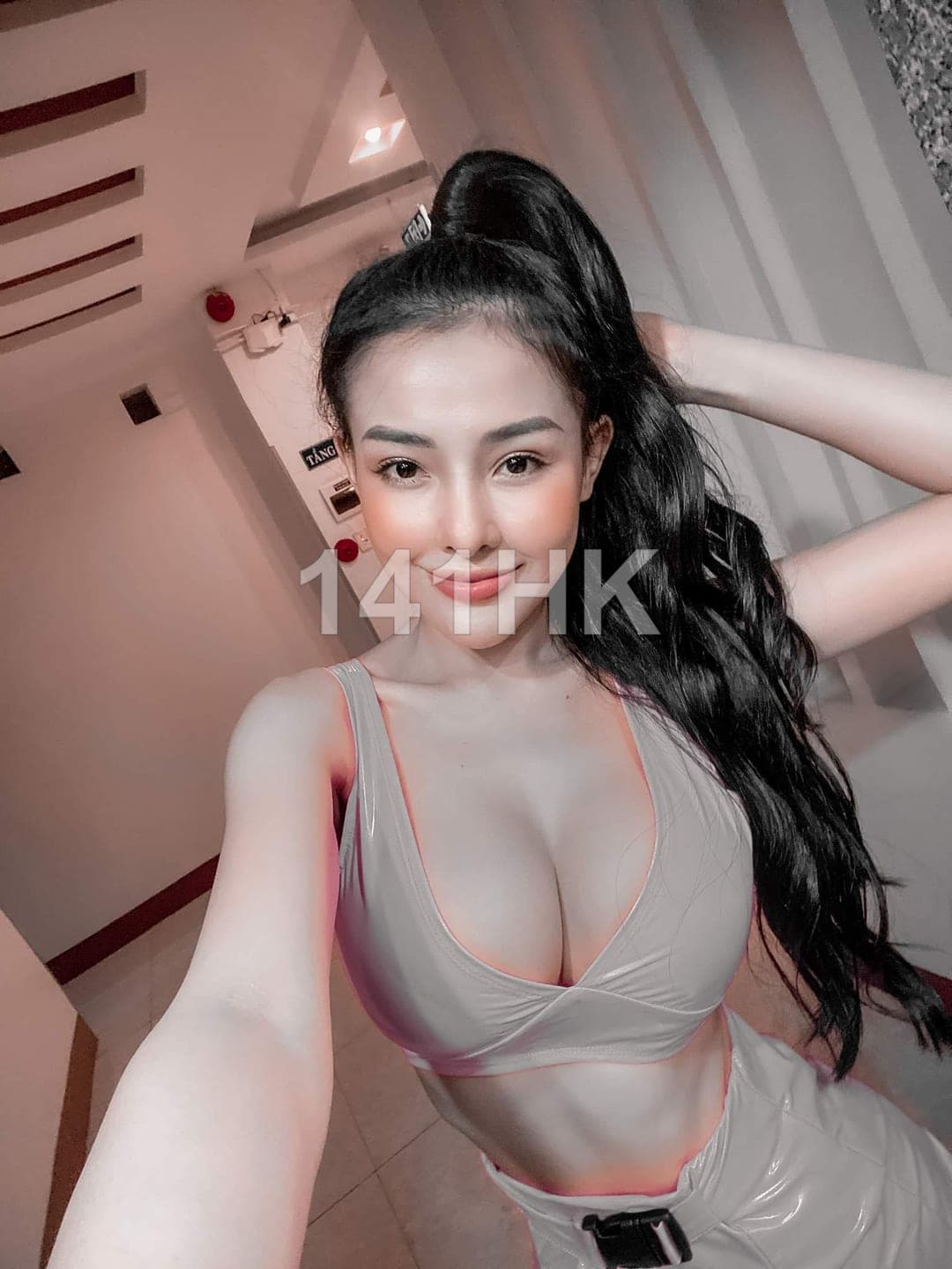 Mei — Wong Tai Sin 141HK portrait 8
